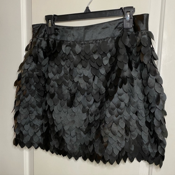 Kardashian Kollection Black Pedal Skirt - Picture 3 of 7